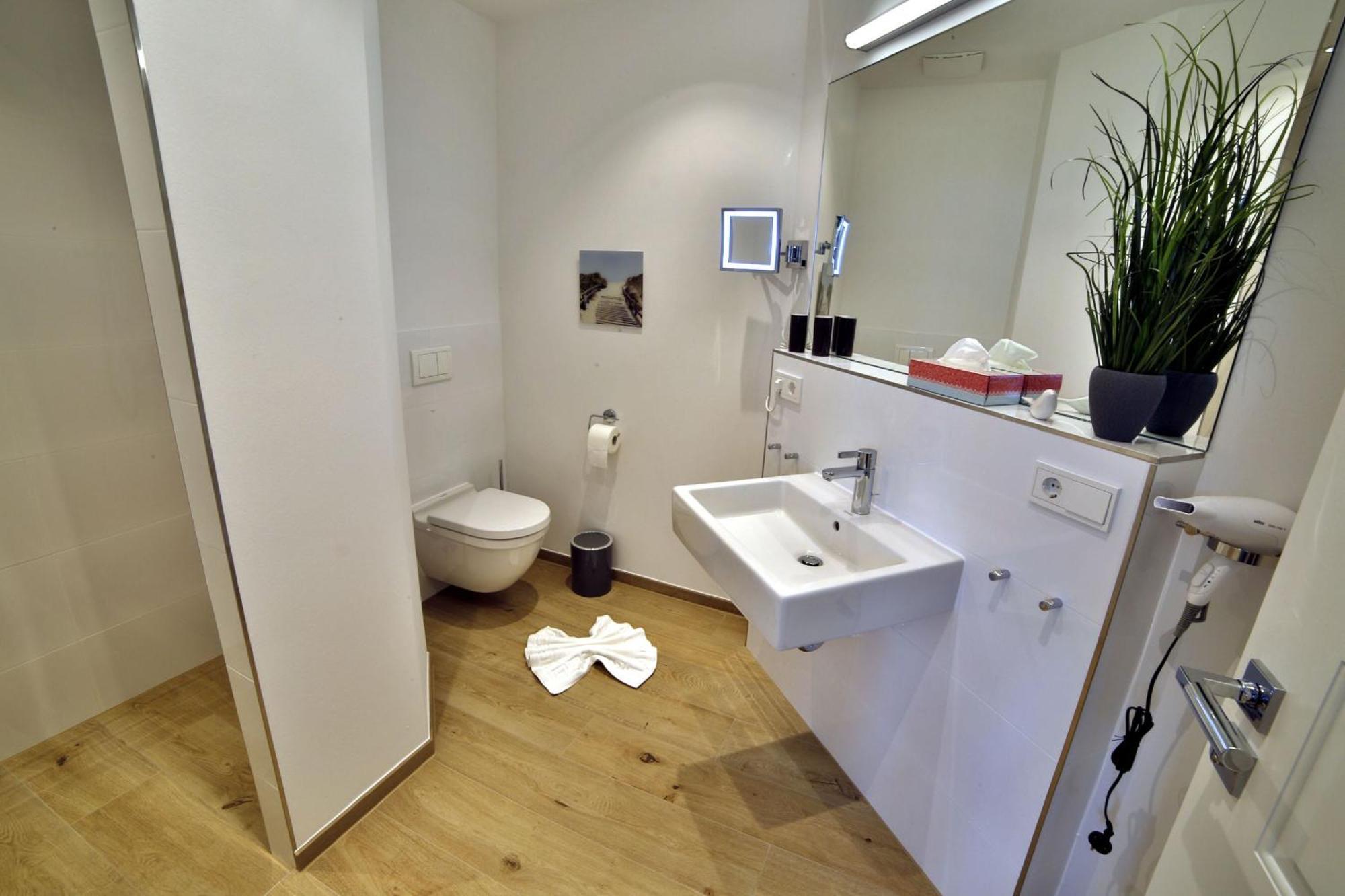 Ferienwohnung "Lachmoewe" In Der Villa Andrea Baabe Esterno foto